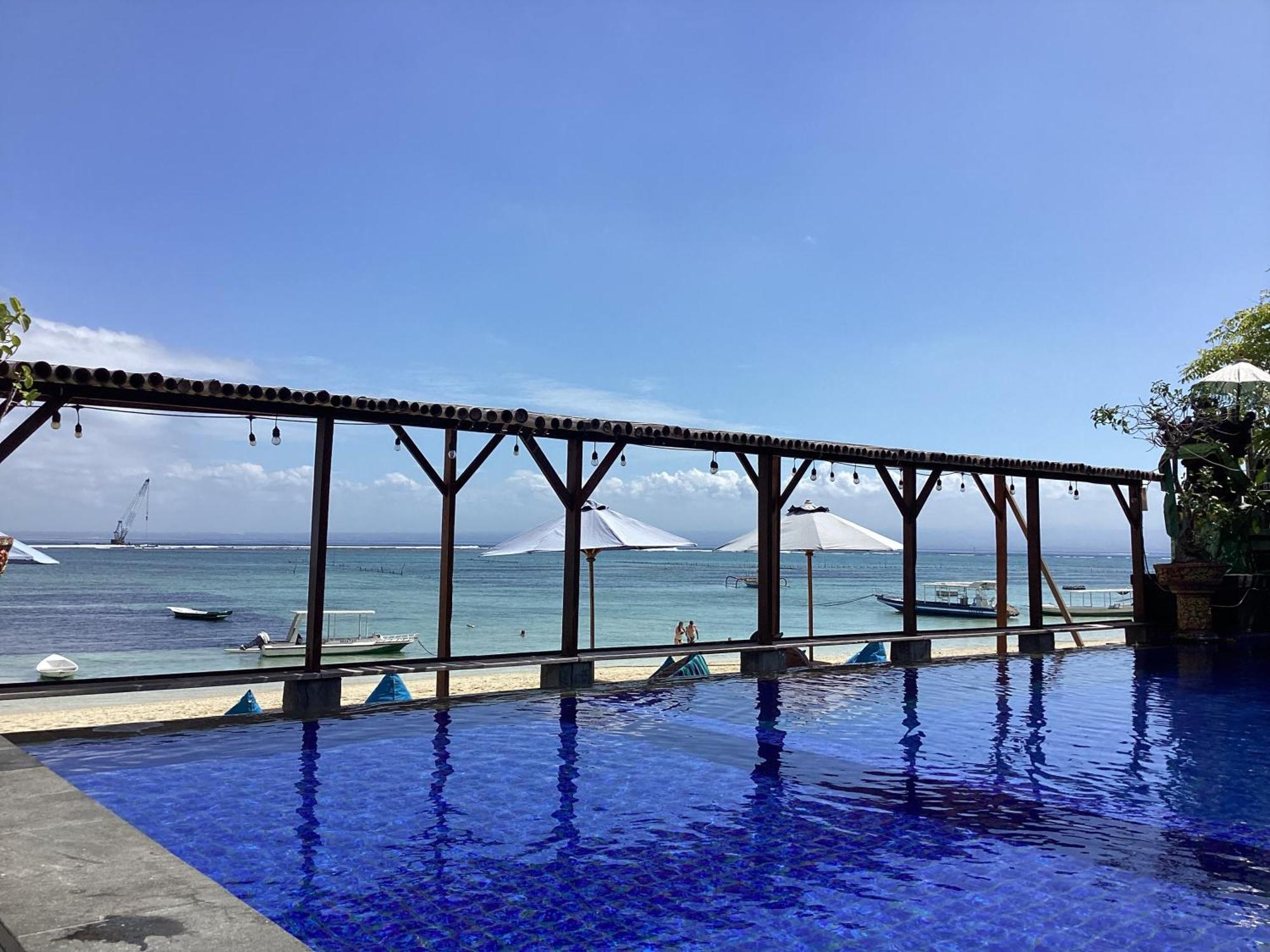 Linda Beach Hotel Нуса-Лембонган Экстерьер фото