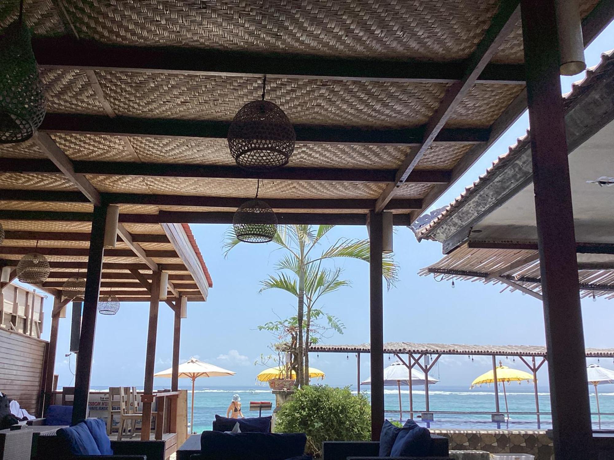 Linda Beach Hotel Нуса-Лембонган Экстерьер фото